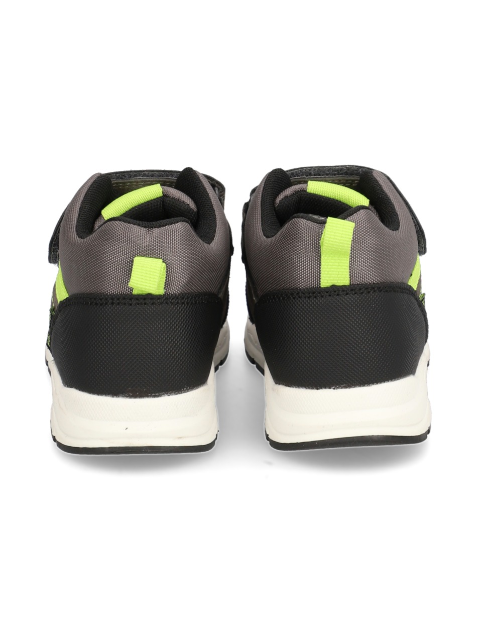 Sneaker Mid Cut