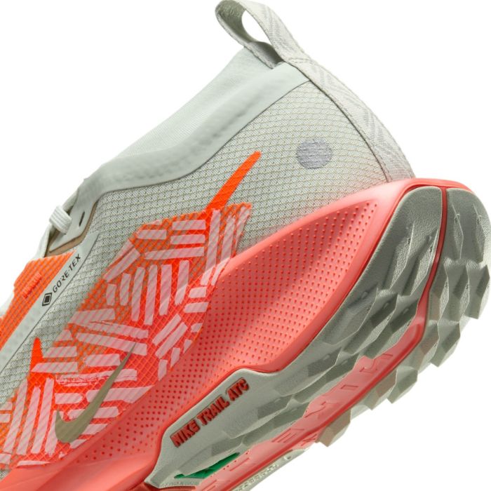 Nike Dame Trailsko Pegasus Trail 5 Gore-Tex Sølv