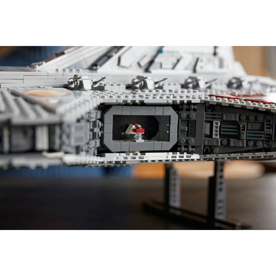 LEGO Star Wars Venator-Class Republic Attack Cruiser 75367