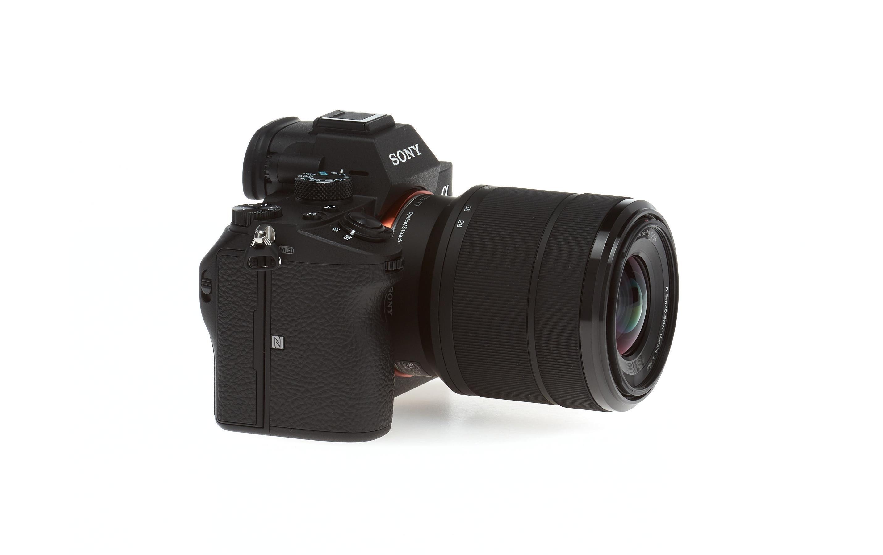 Fotokamera Alpha 7 III Kit 28-70<br>Systemkamera mit voller Kontrolle über den Kreationsprozess