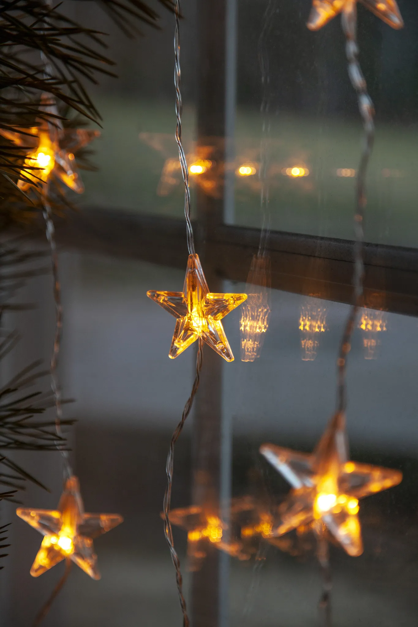 (3m) 20 LED's Weihnachts Deko Lichterkette Sternen Vorhang Beleuchtung (12.2006-73-2) - Warmweiss