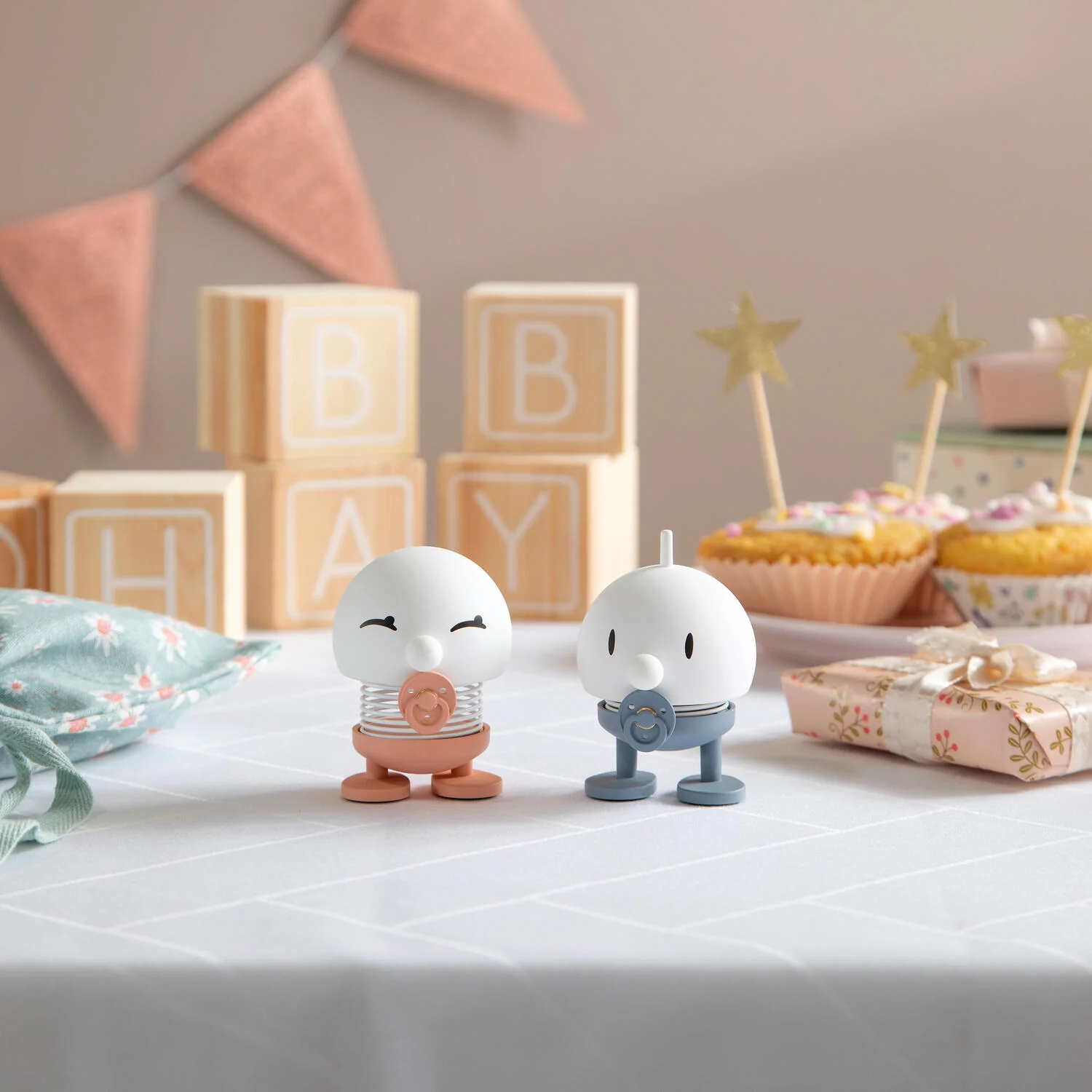 Hoptimist  Hoptimist Baby Bumble, S - White/Rosa