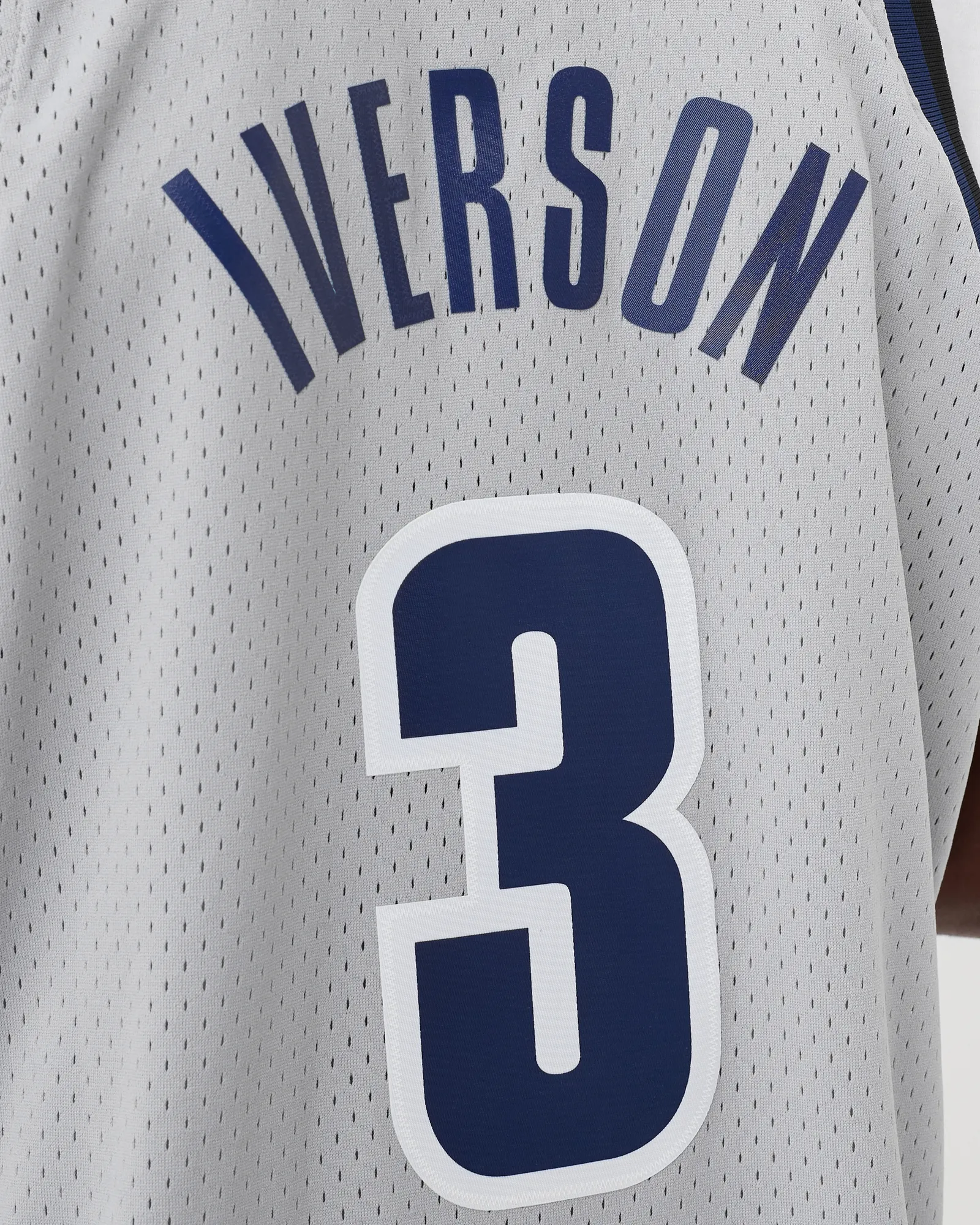 Mitchell & Ness NCAA SWINGMAN JERSEY GEORGETOWN UNIVERSITY 1995-96 ALLEN IVERSON #3