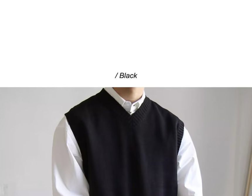 Urtishia - V-hals effen trui-vest