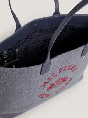 Bolsa de lã com logo icônico