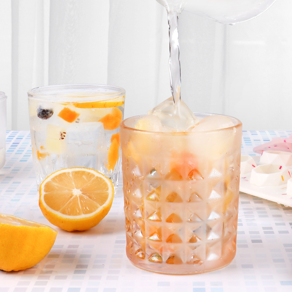 (8-fach) Silikon Eiswürfel Form DIY Ice Cube Tray für Cocktails / Whisky / Softgetränke - Herz