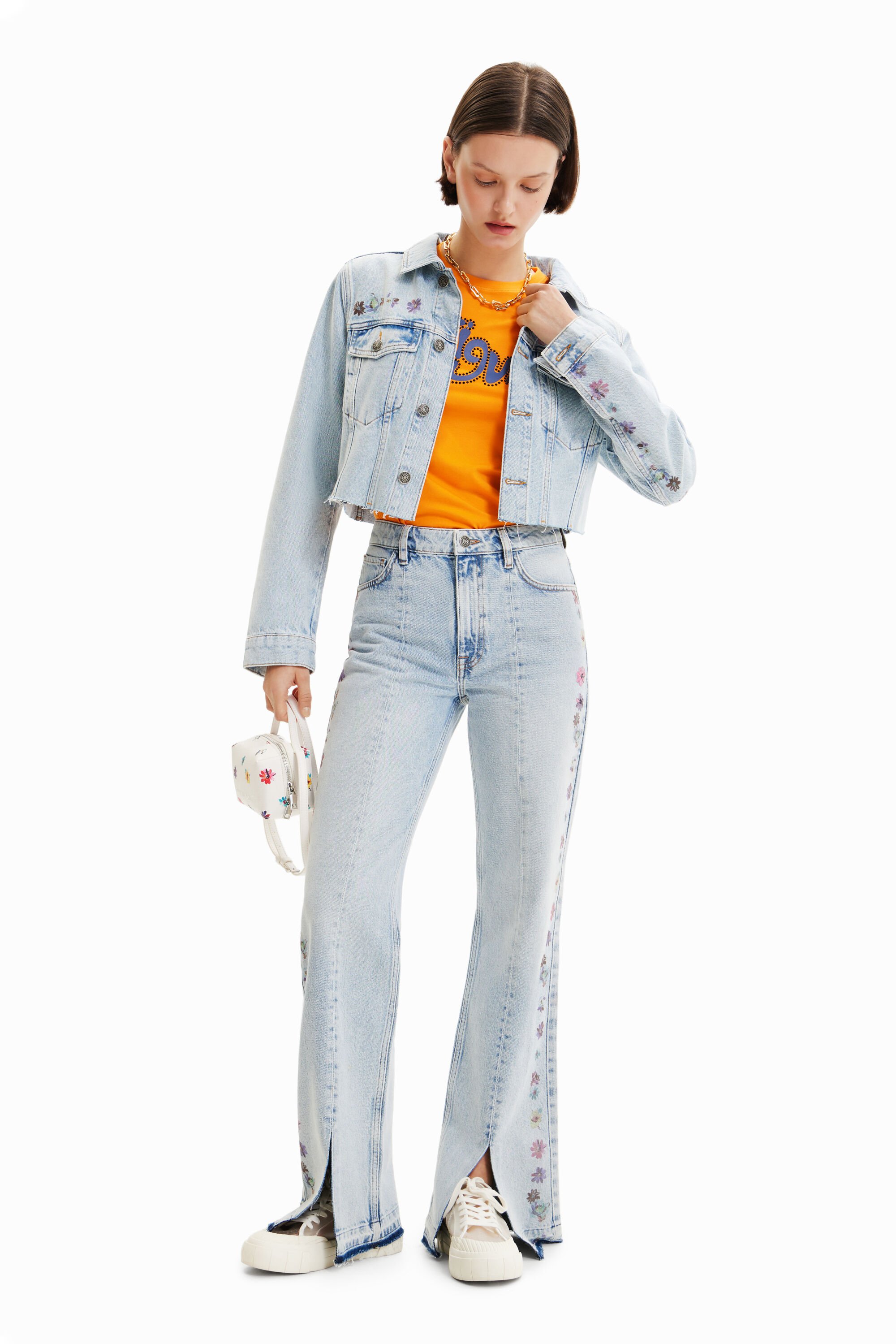 Veste courte en jean fleurs