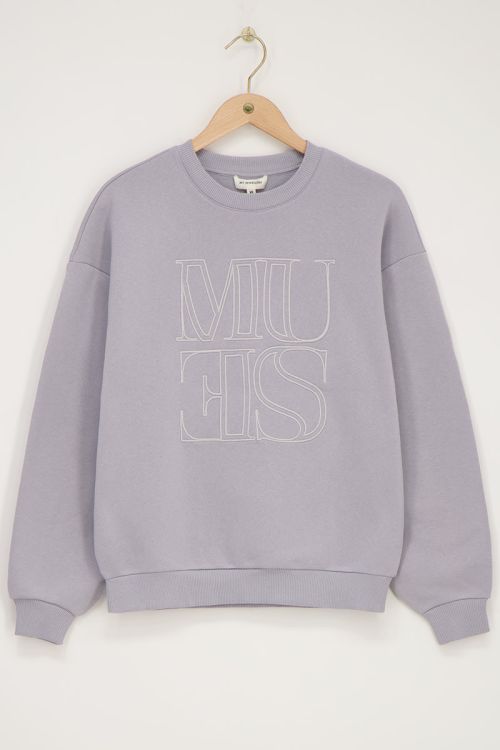 Lichtgrijze sweater 