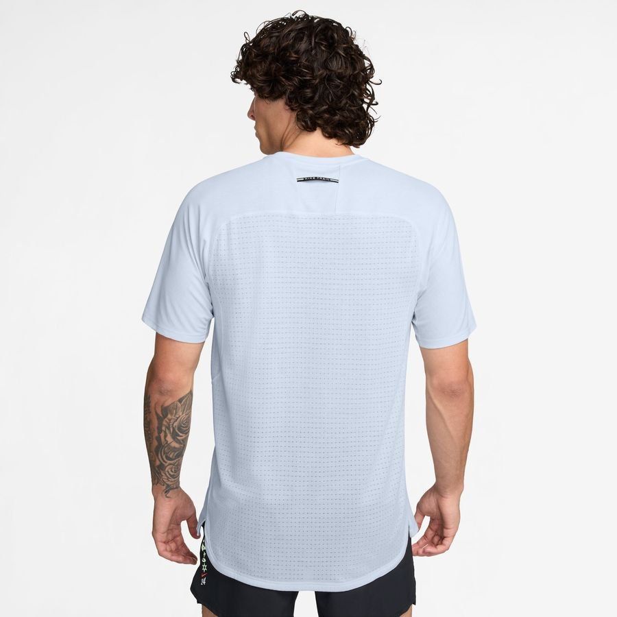 Nike T-shirt Running Dri-FIT ADV Solar Chase - Gris/Noir