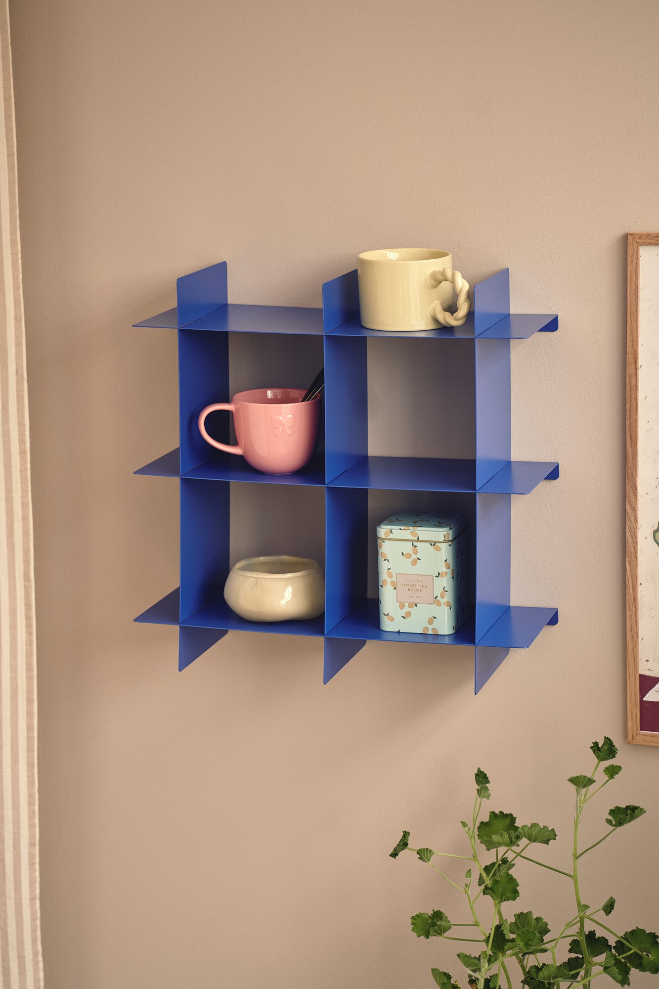 Væghylde | Jern. 40 x 15 x 40 cm. | Electric Blue