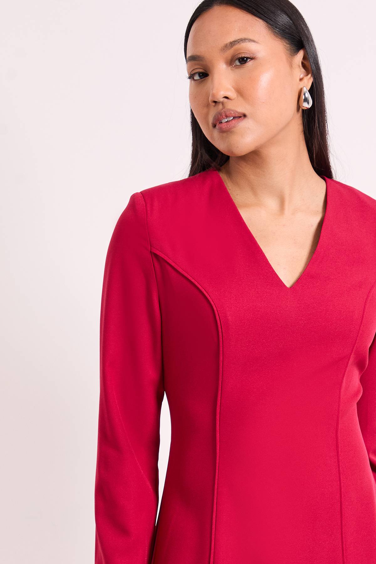 Wallis Robe Midi à Manches Longues avec Liens Couleur Baie Foncée
