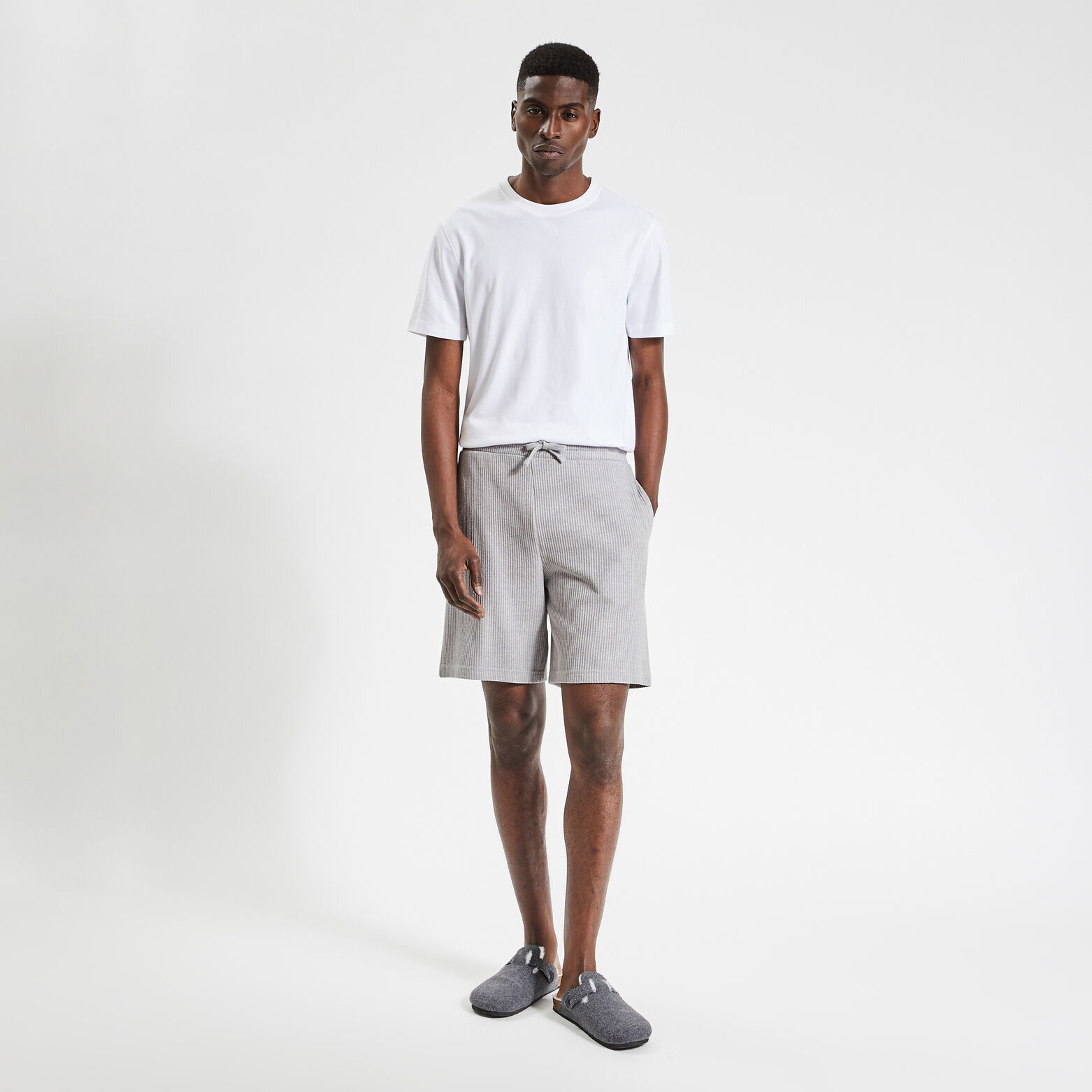 Short en maille matière gaufrée Gris clair