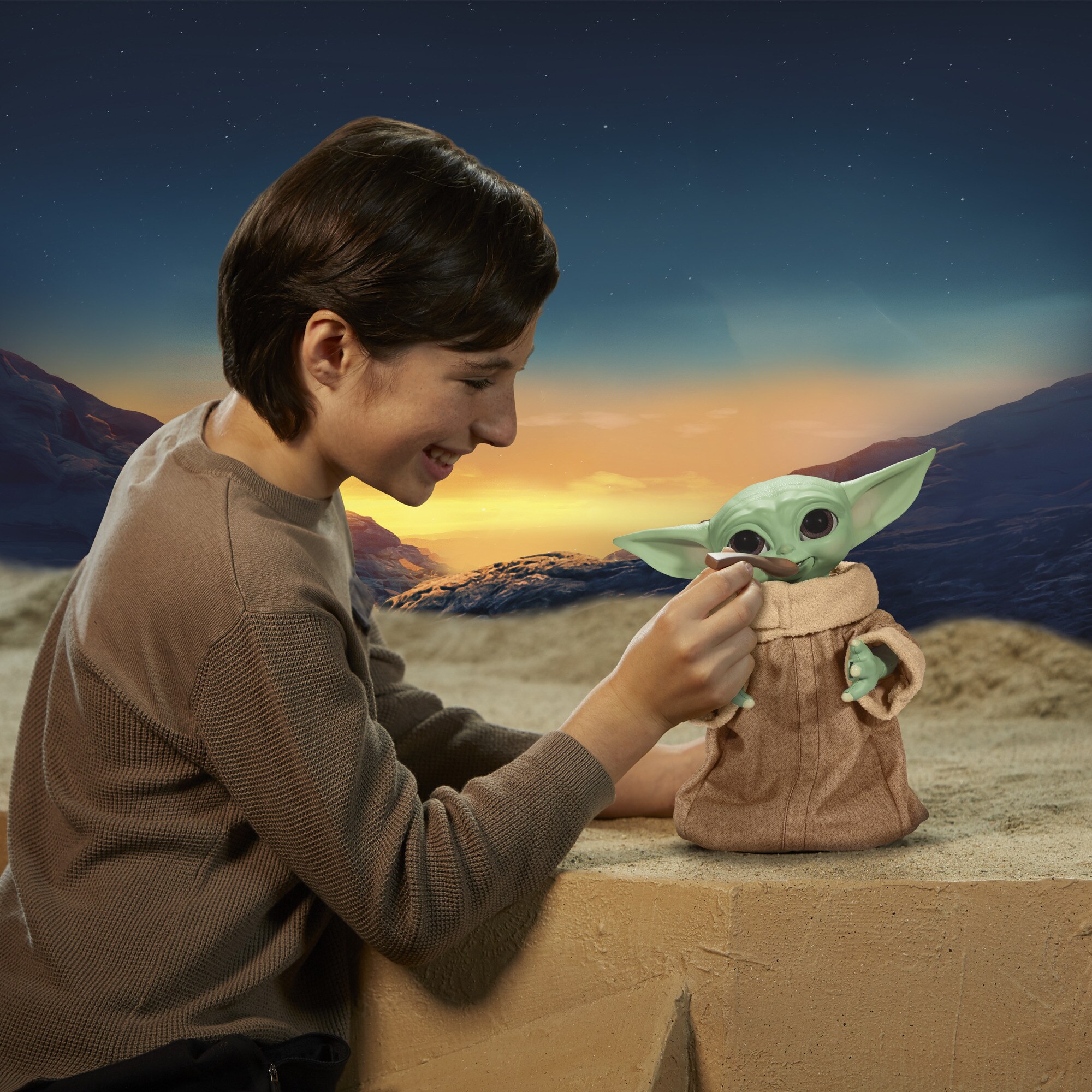 Hasbro Spielfigur Star Wars Galactic Snackin’ Grogu
