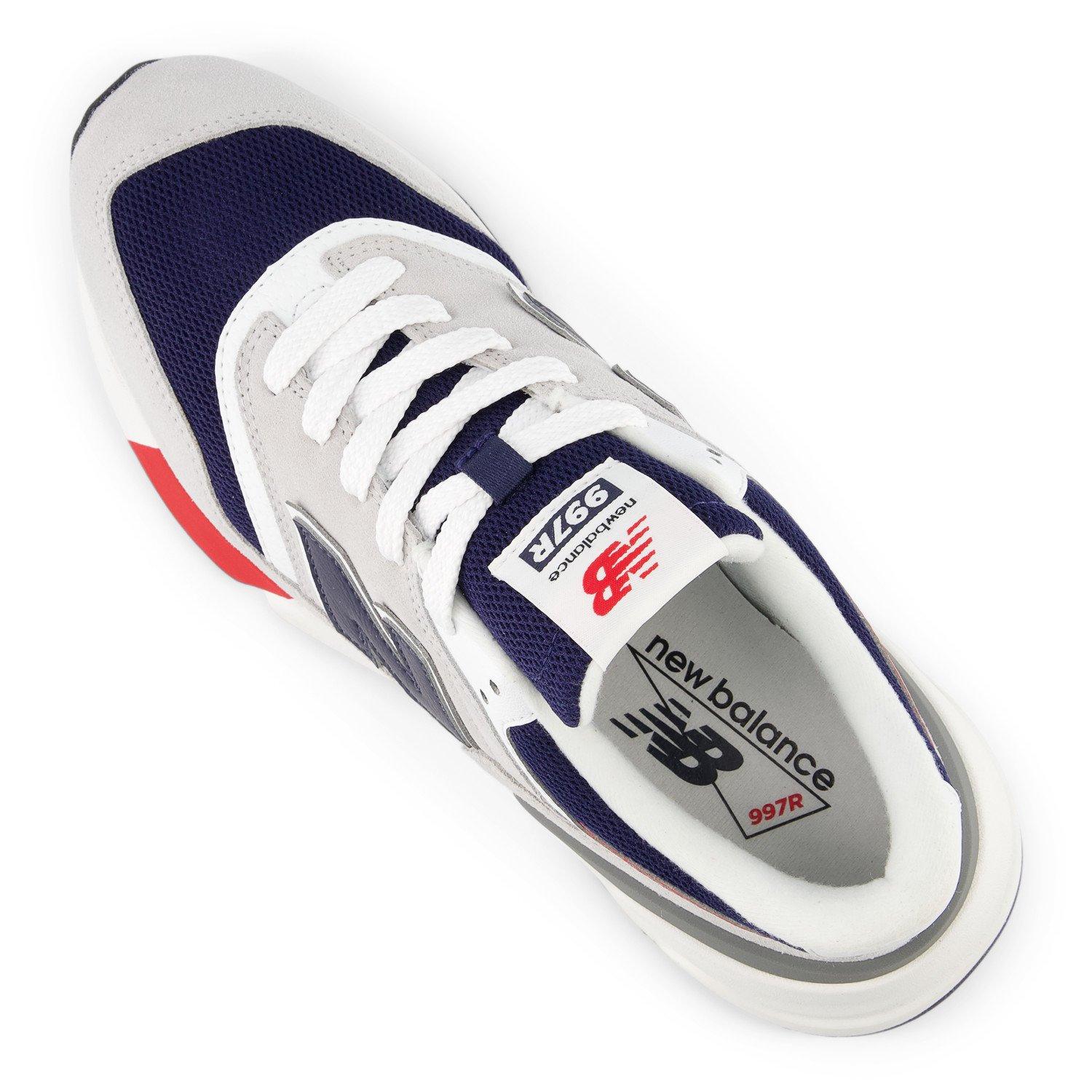 New Balance 977R Trainers