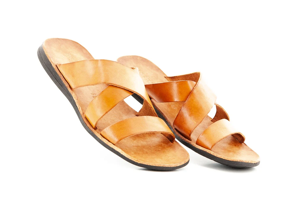 BRADOR - SAND 46-521 GOLD