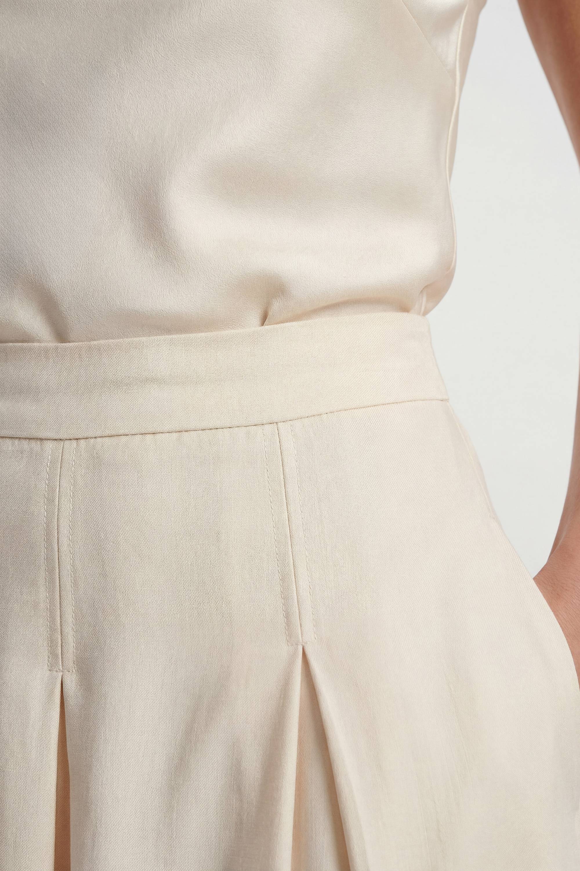 KarenMillen Haut Tissé Une Épaule En Satin Martelé