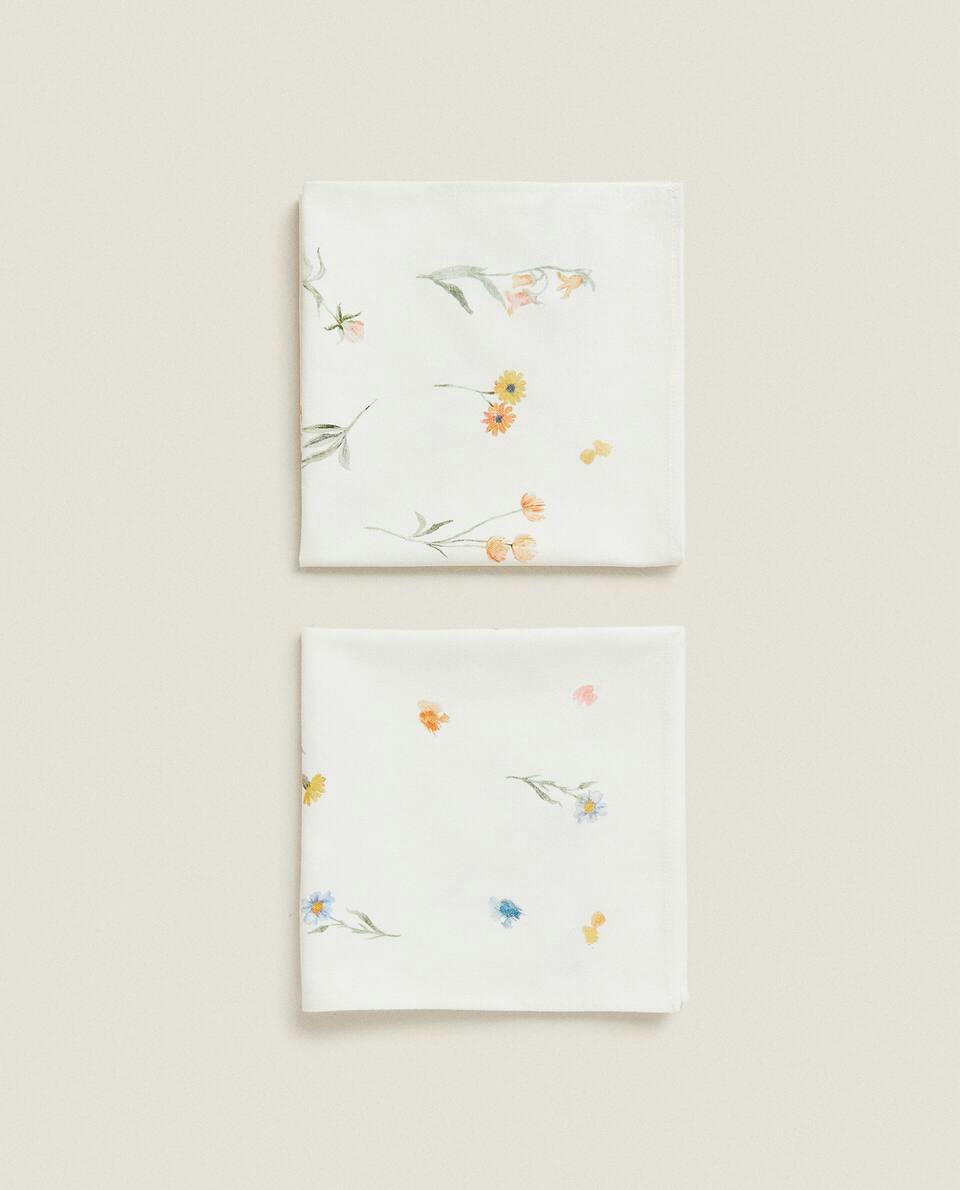 Guardanapos com estampa floral (pacote com 2)