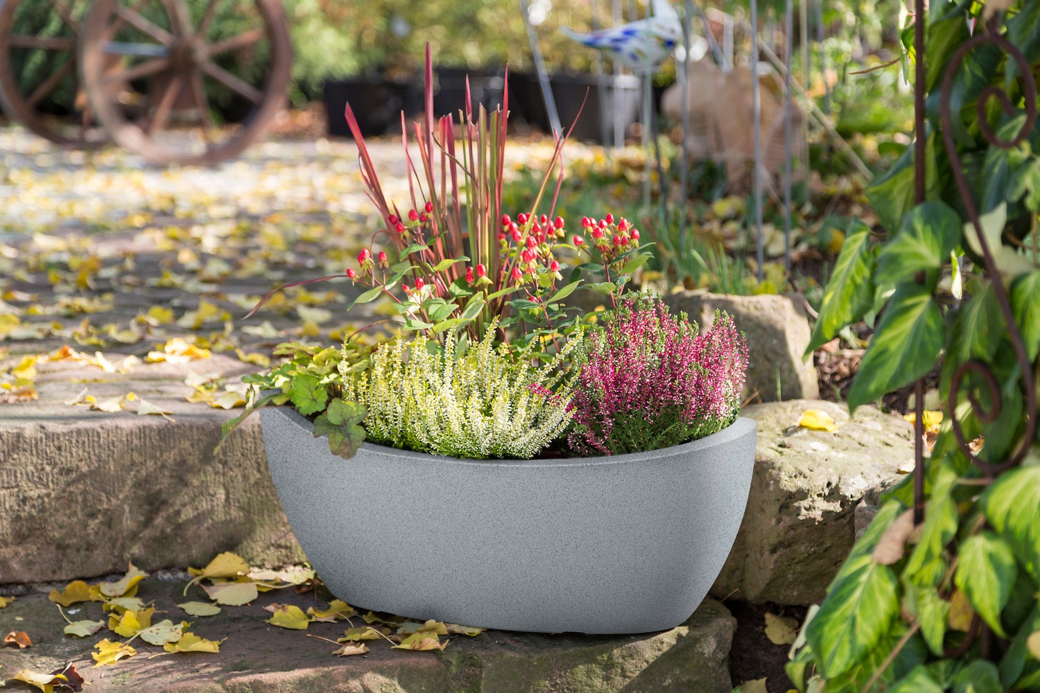 Scheurich Wave Globe Jardiniere 58, plantenschaal/bloempot/plantenbak, ovaal, van kunststof, kleur: Stony Grey, 58 cm breed, 24,1 cm diep, 23 cm hoog, inhoud 15 l.