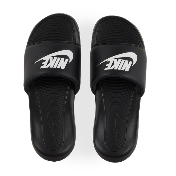 NIKE VICTORI ONE