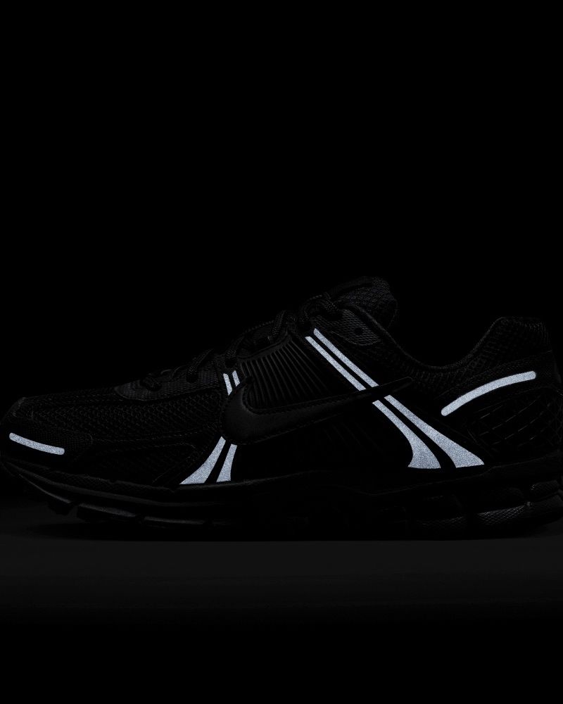 Chaussures Nike Vomero 5 pour homme