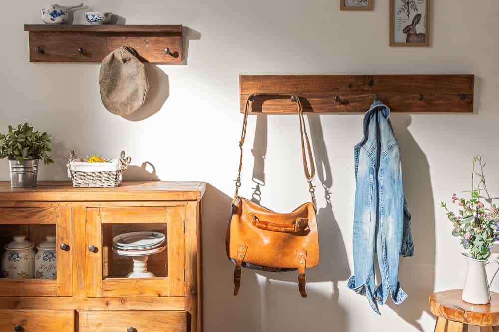 Massive Wandgarderobe HEMINGWAY 60cm natur recyceltes Teakholz mit Ablage