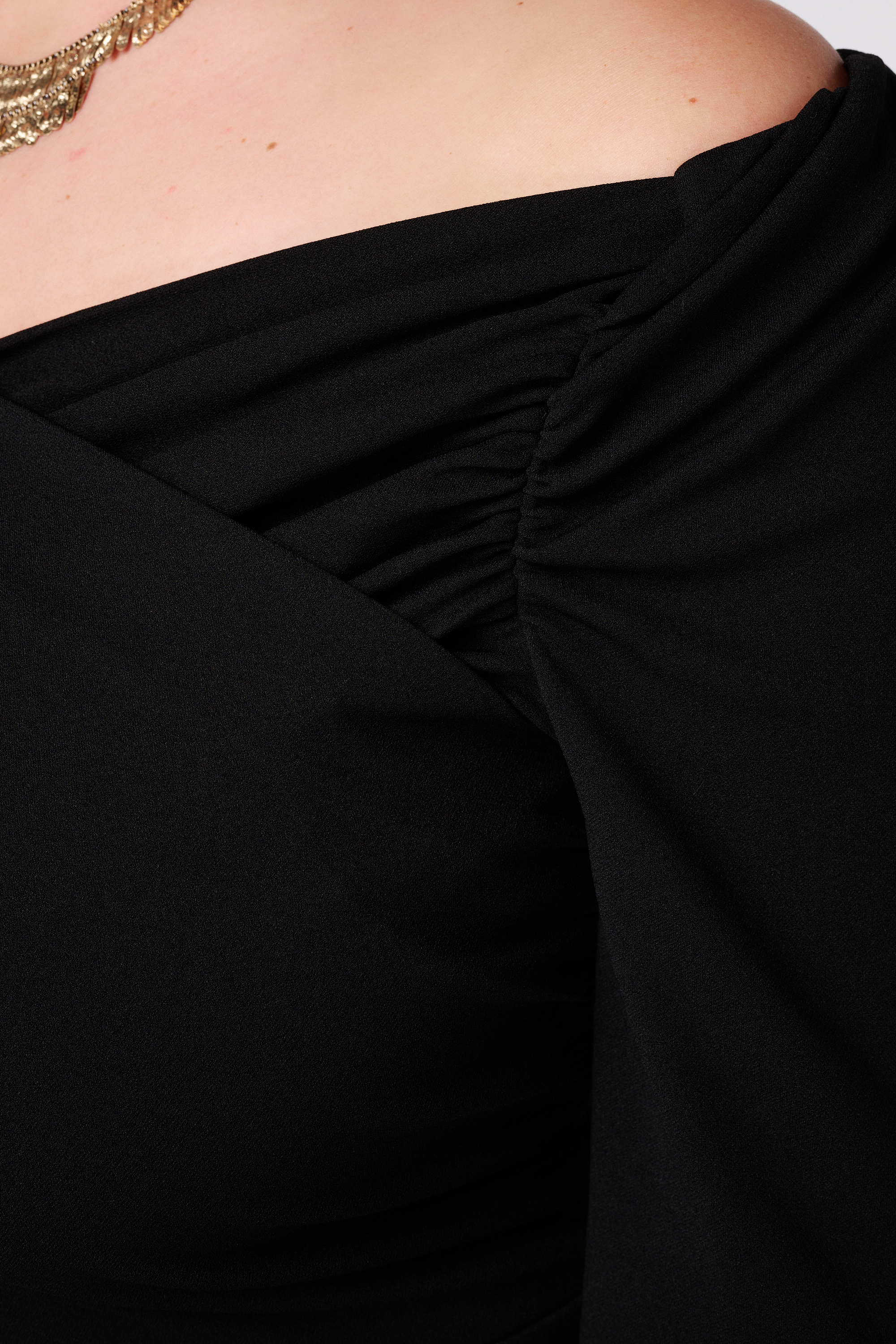 Off-shoulder jumpsuit met wide fit Zwart