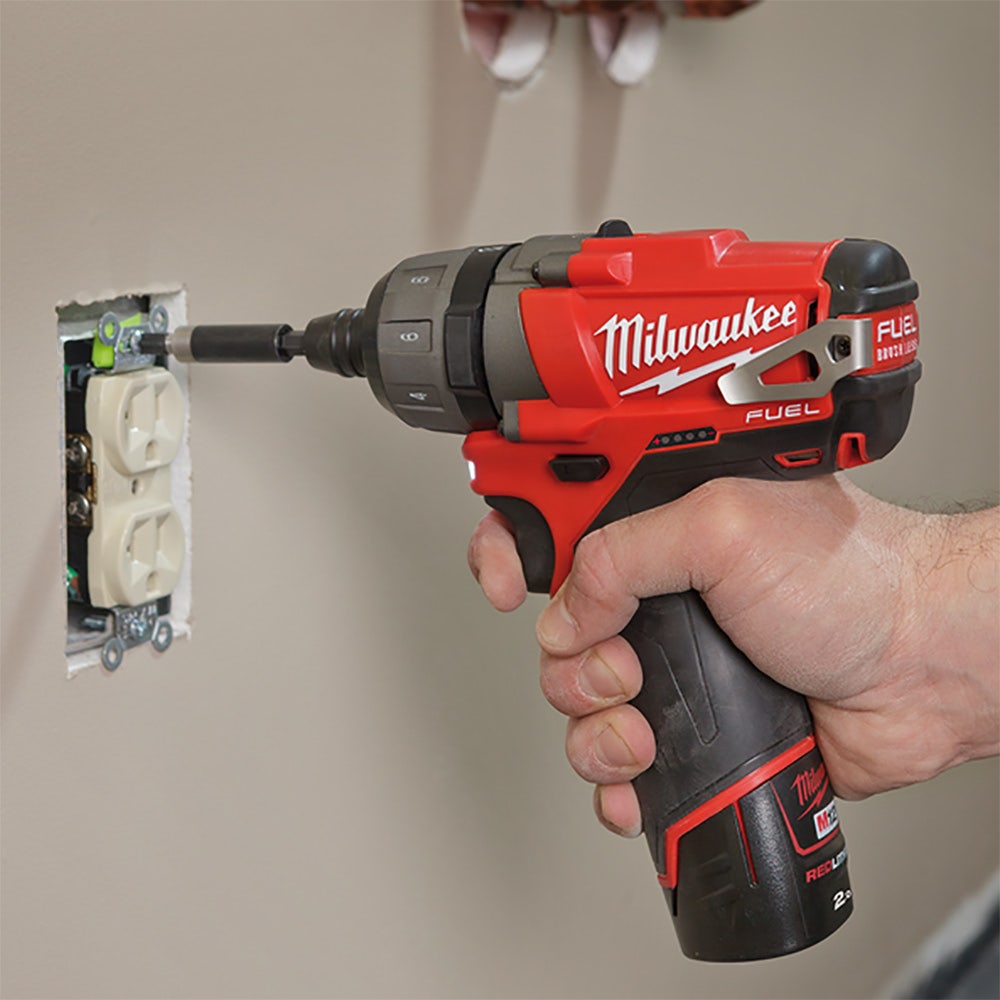 Chave de fenda Milwaukee 12V Fuel™ de 1/4
