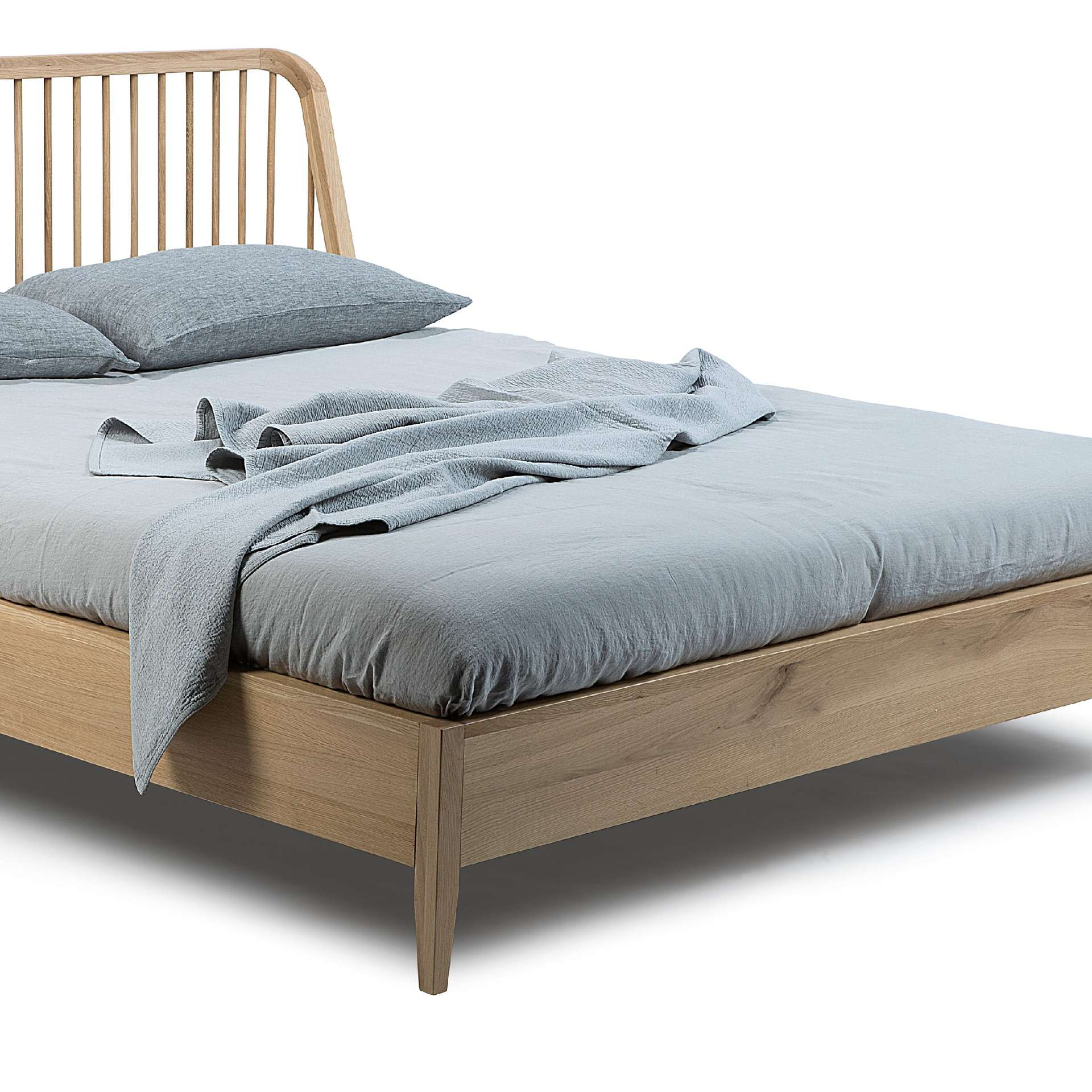 Ethnicraft bed Spindle Oak 180x200 incl. lattenbodem