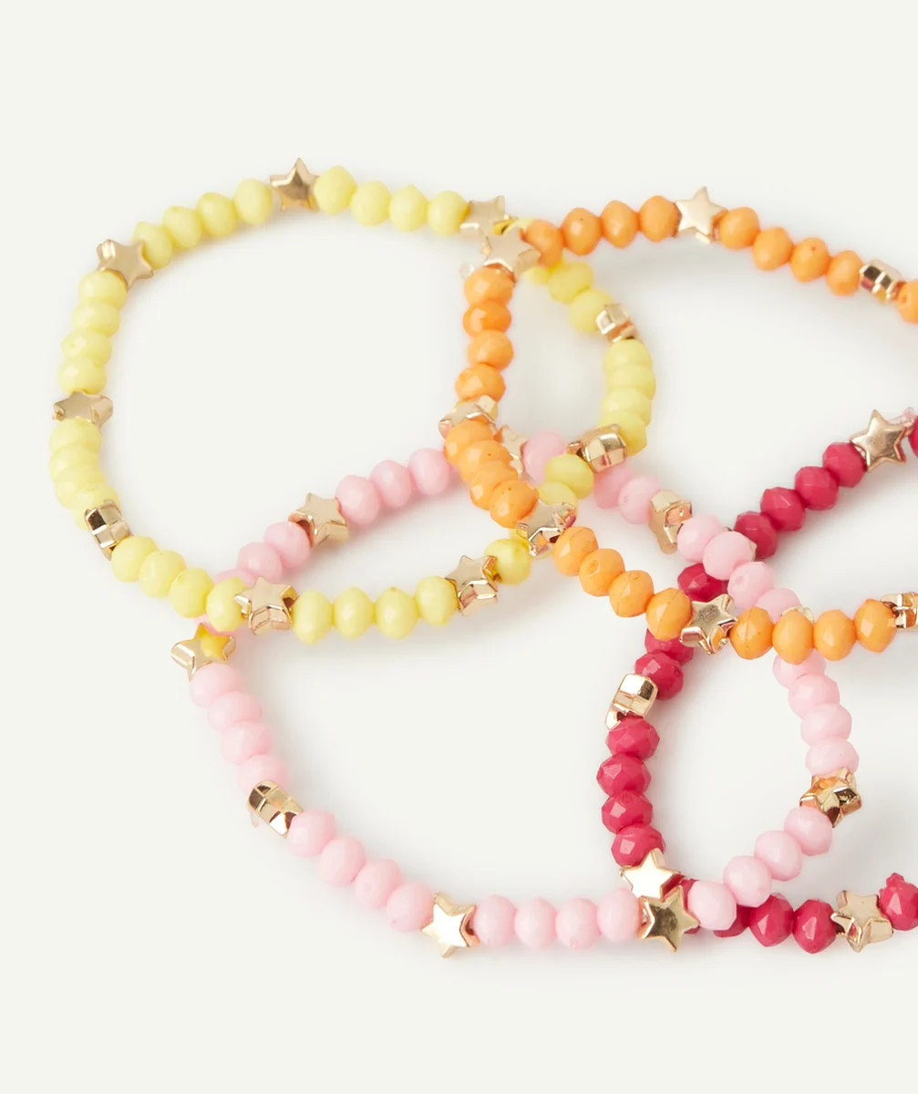 LE LOT DE 4 BRACELETS DE PERLES COLORÉES ET DORÉES