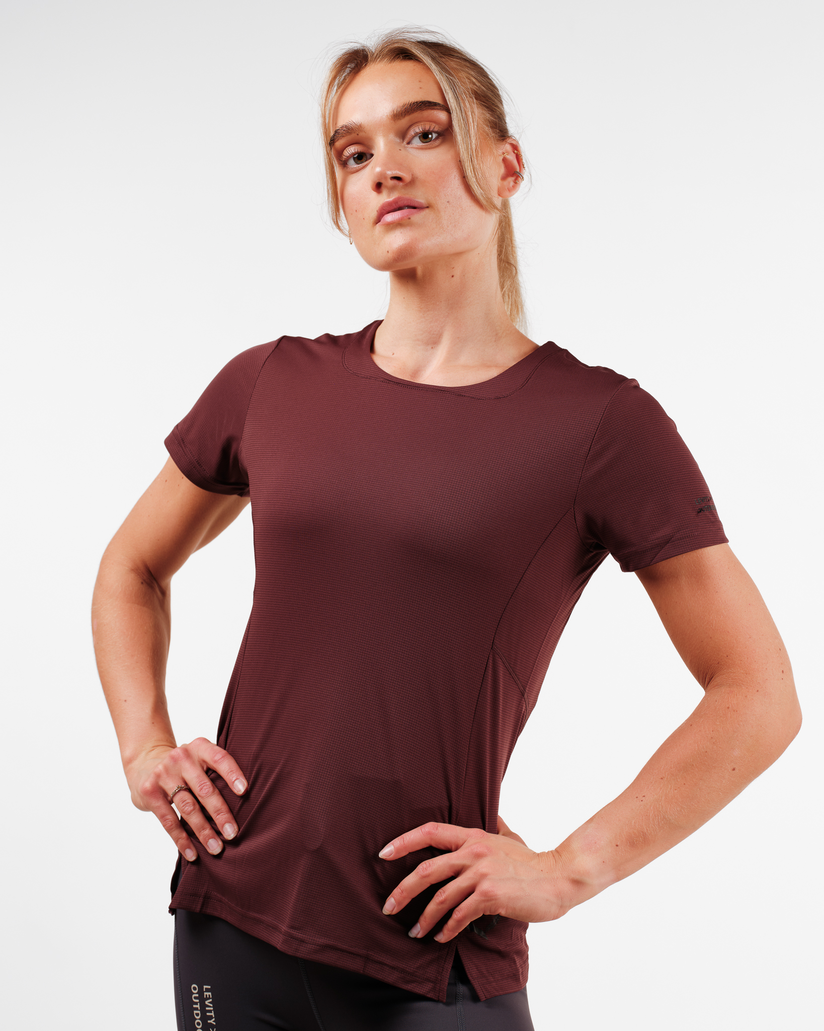 LEVITY Trail Adv Vent Tee Dark Cherry