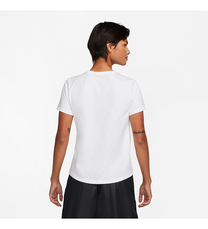 Nike Women Sportswear Essentials T-Shirt