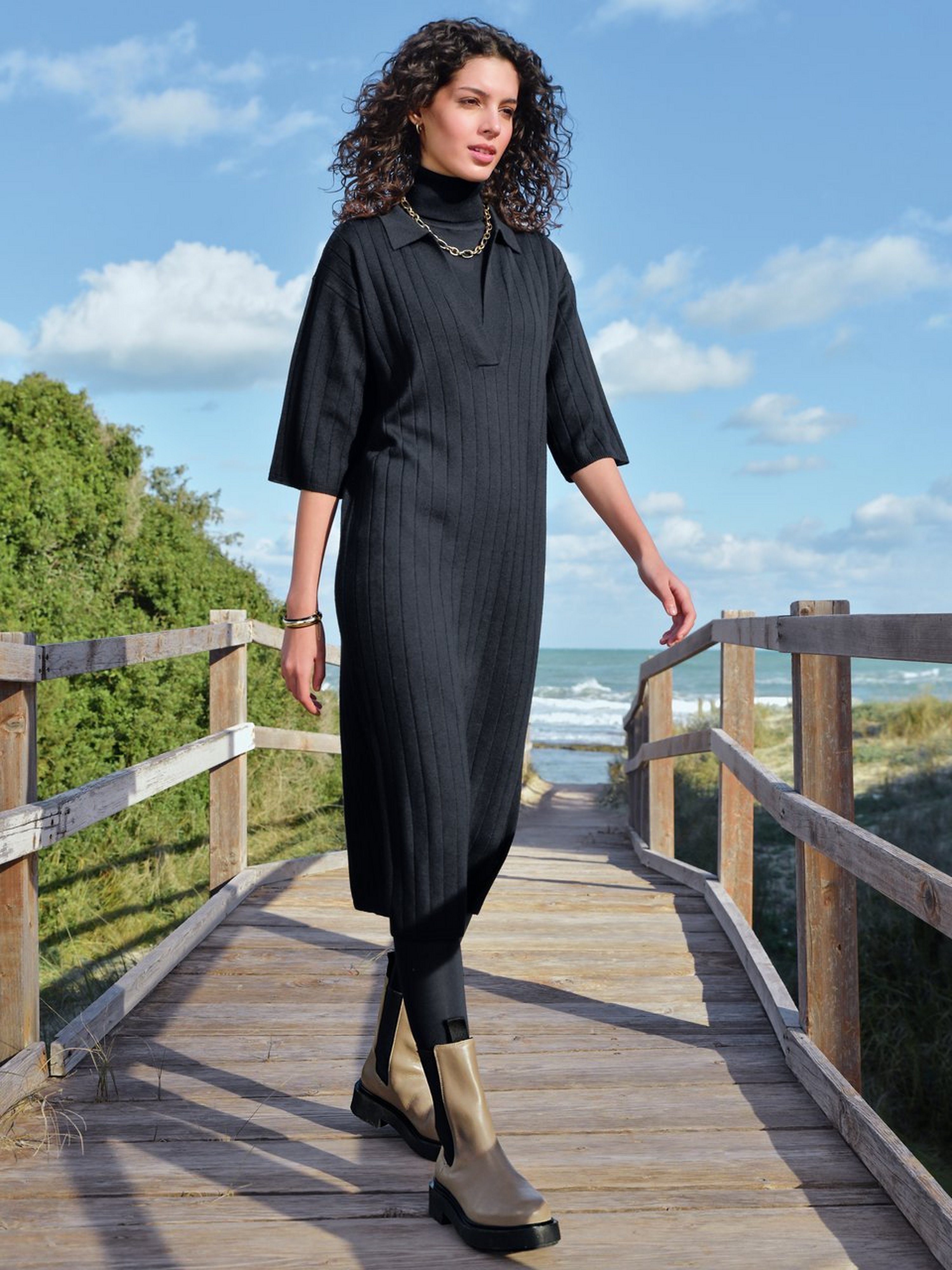 Strickkleid mit 7/8-Arm aus 100% Schurwolle Biella