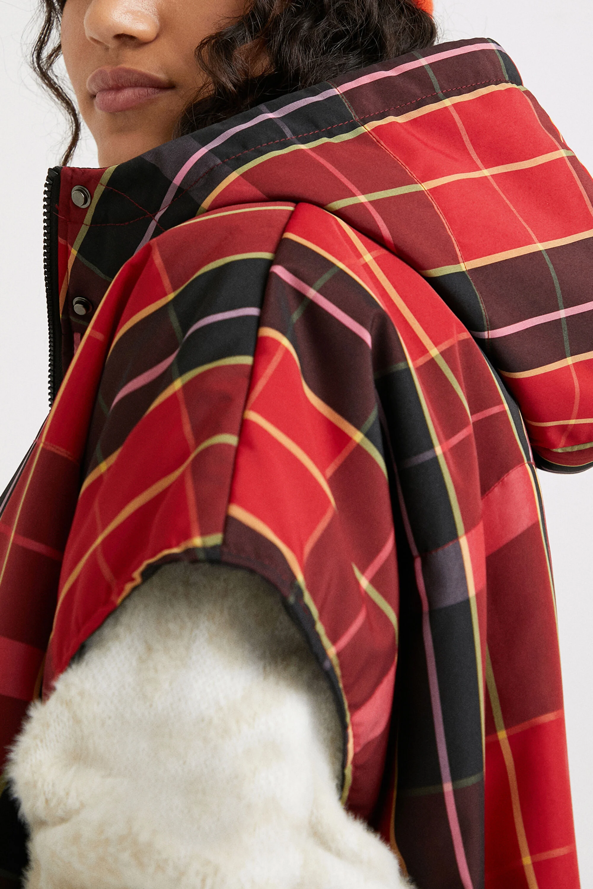 colete poncho xadrez