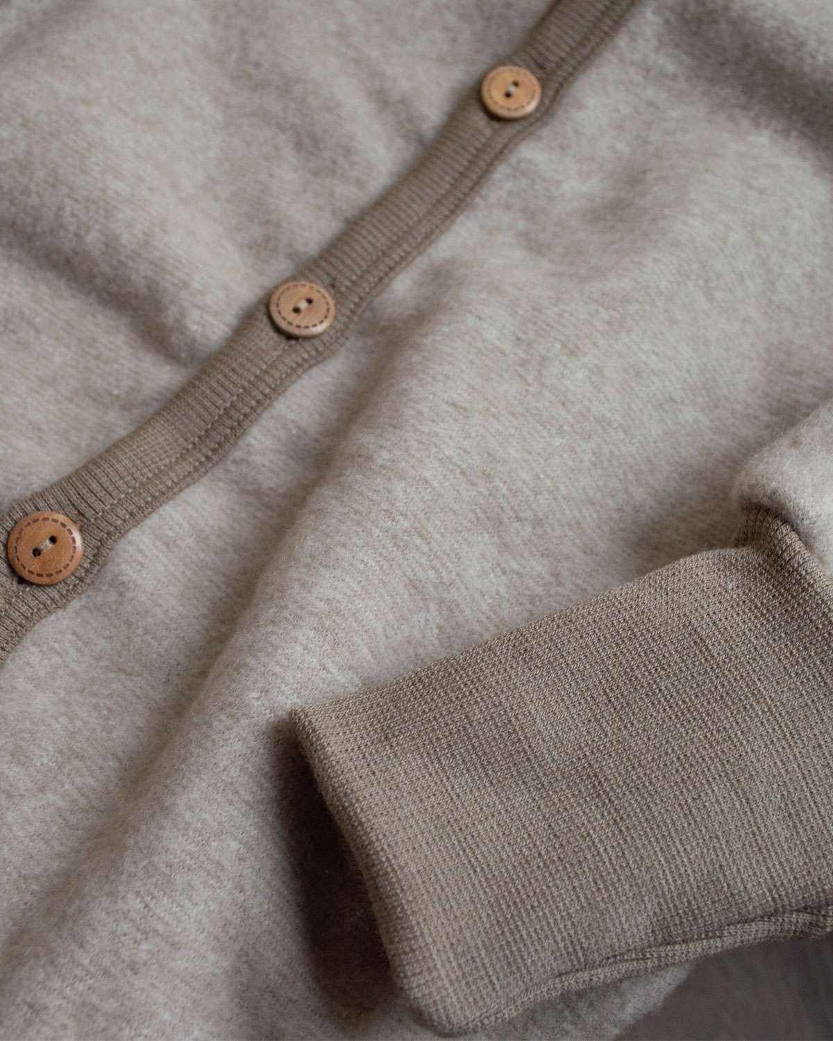 Babyjakke i ullfleece – ubehandlet ull
