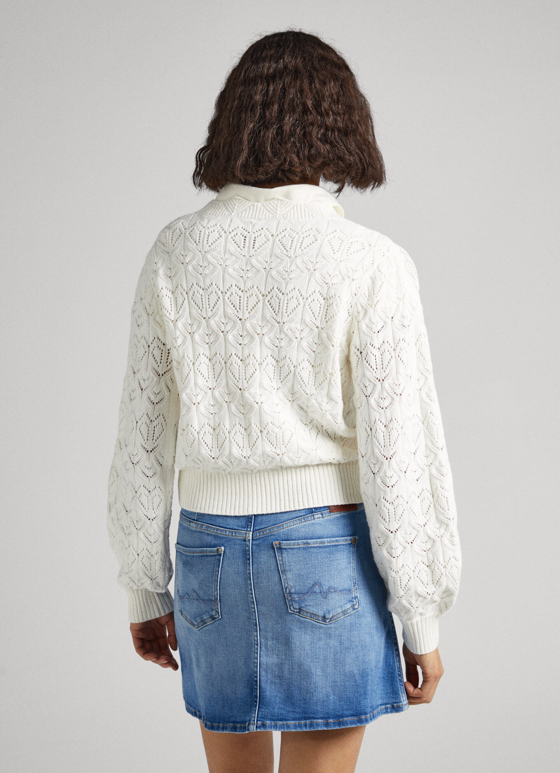 Camisa com corações vazados - branco mousse