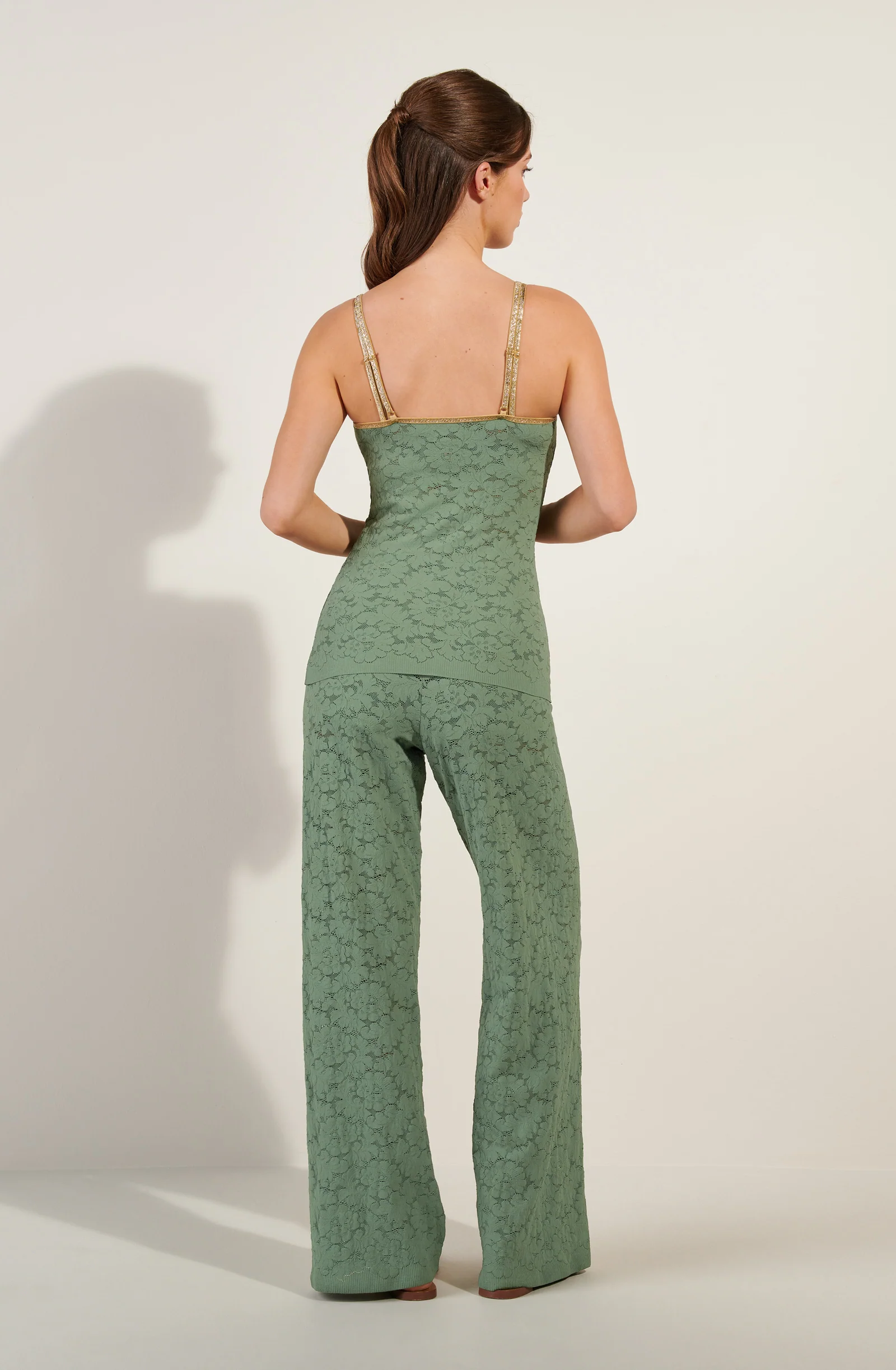 spencer Top amande en dentelle et lurex Amande