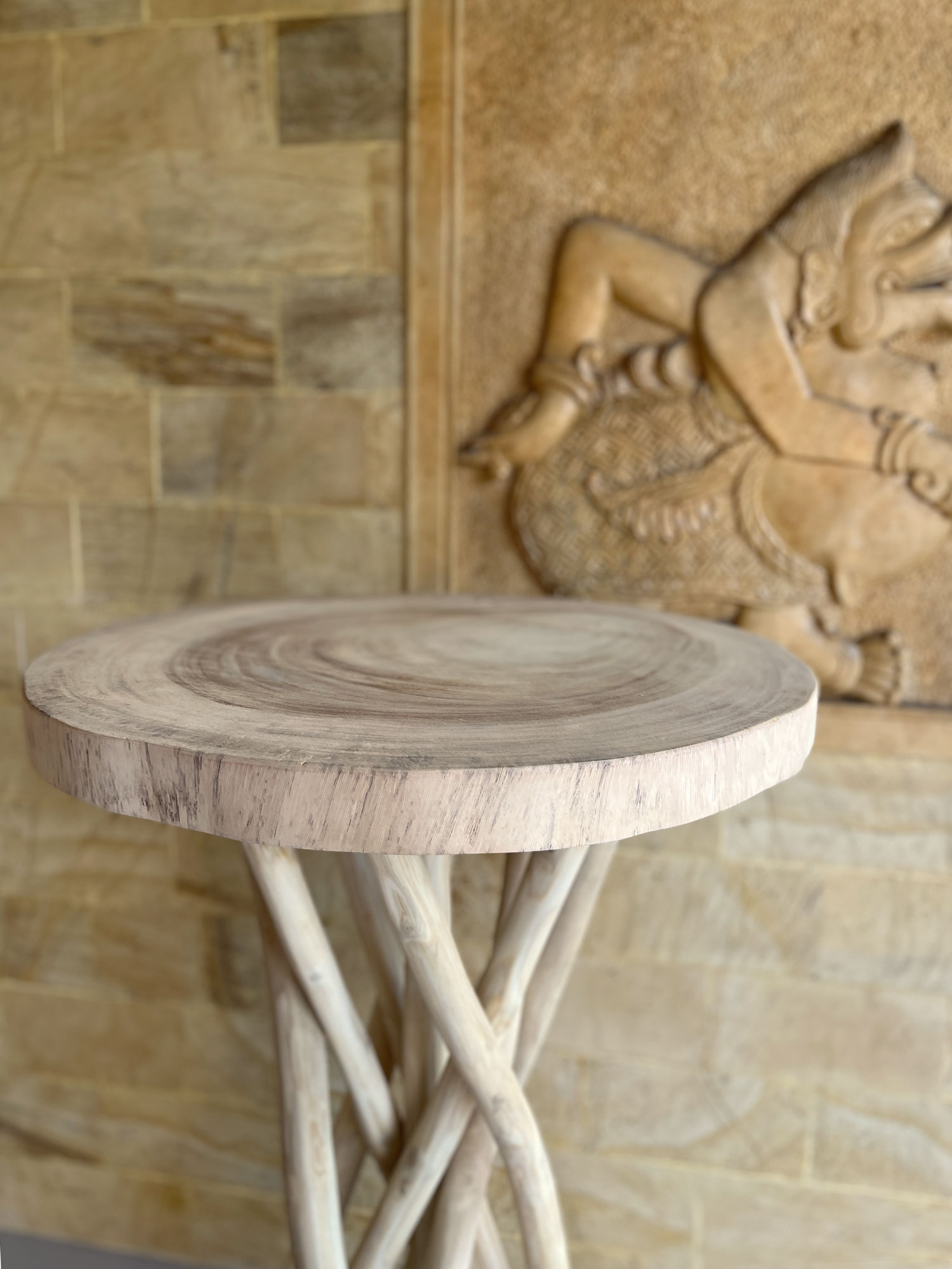 Stehtisch 'Stral', Suarholz, Ø 60-70 cm, H 110 cm von fischer's lagerhaus