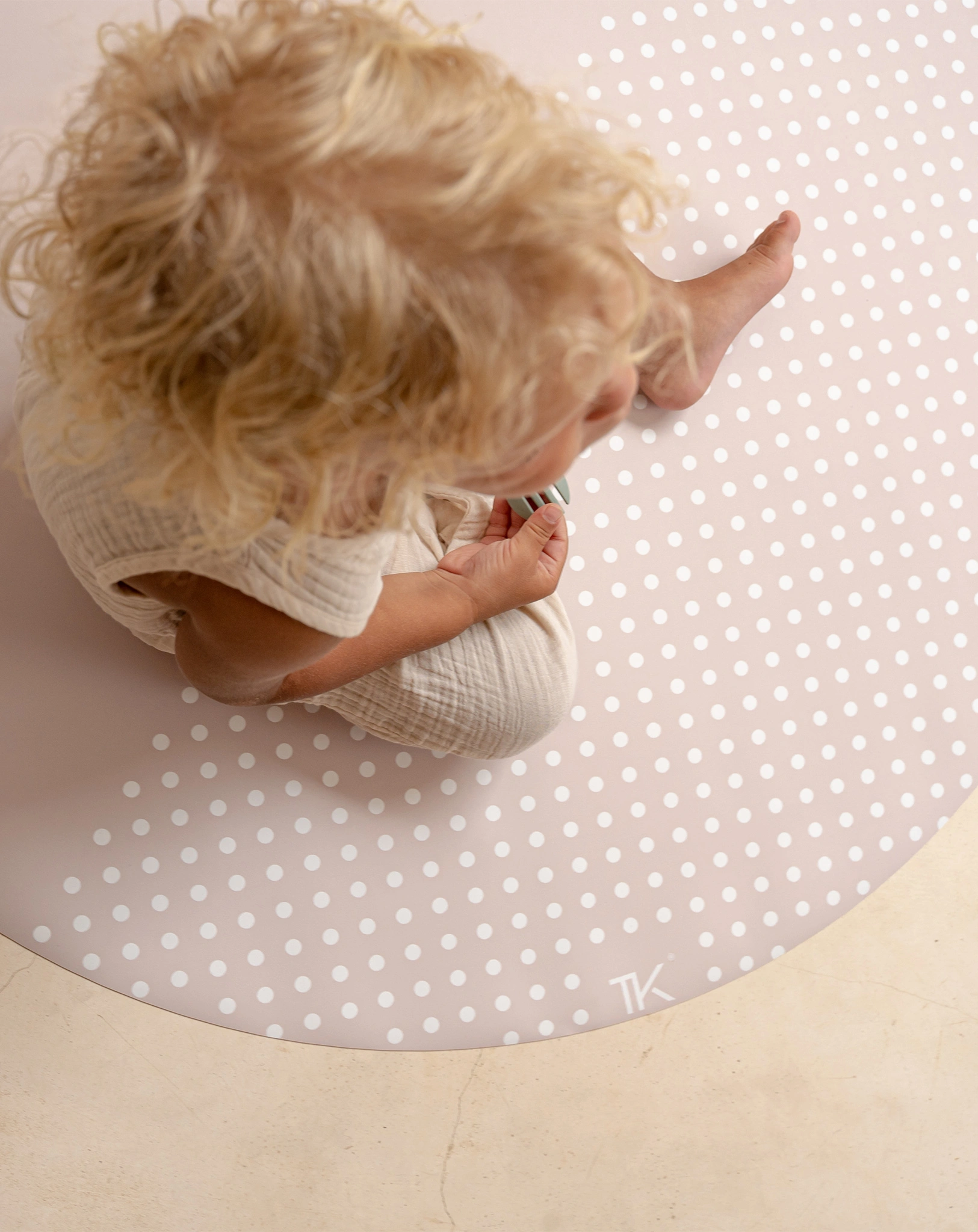 Bodenschutzmatte SPOTTED (105cm) in clay