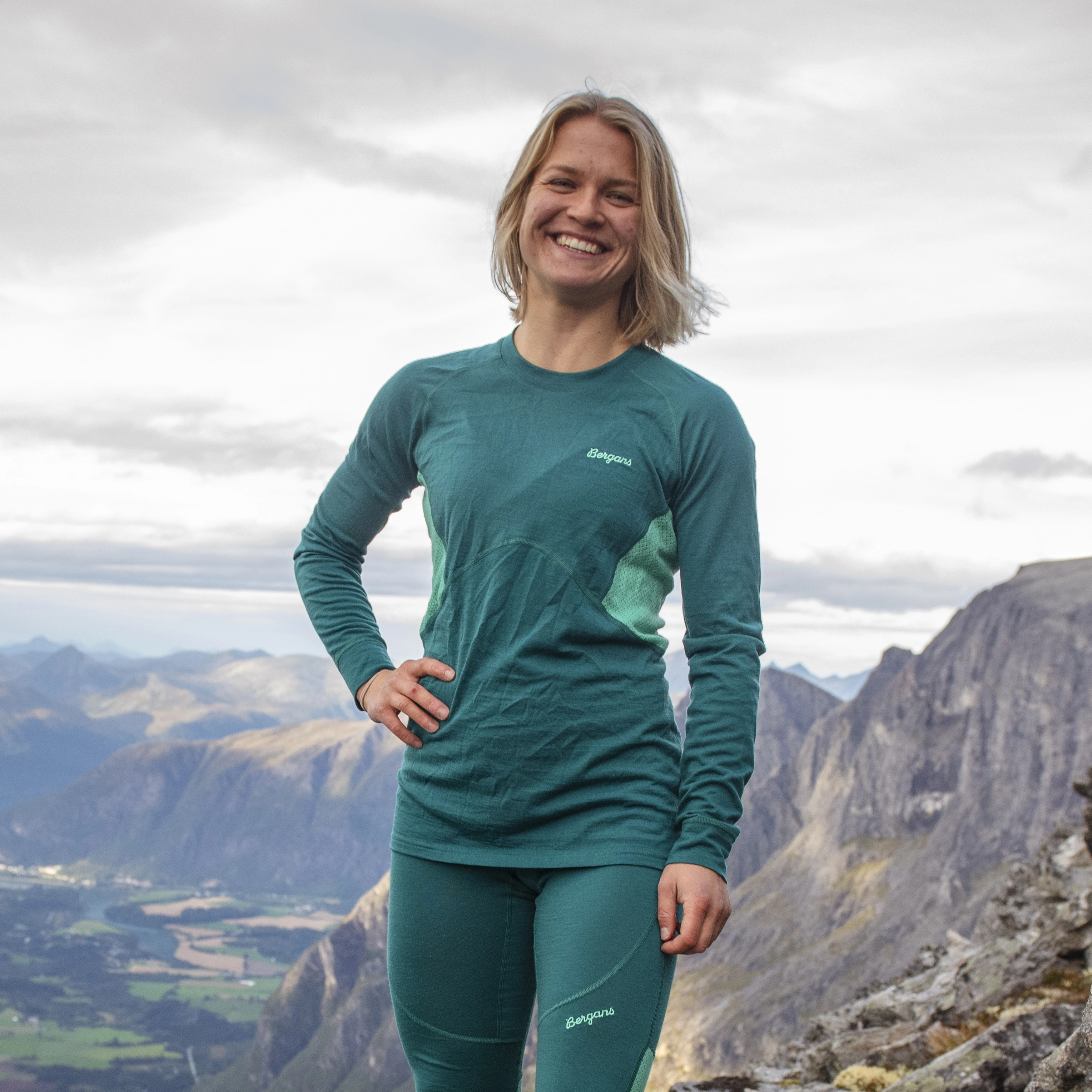 Inner:Pure Merino Long Sleeve Women Malachite Green / Light Malachite Green