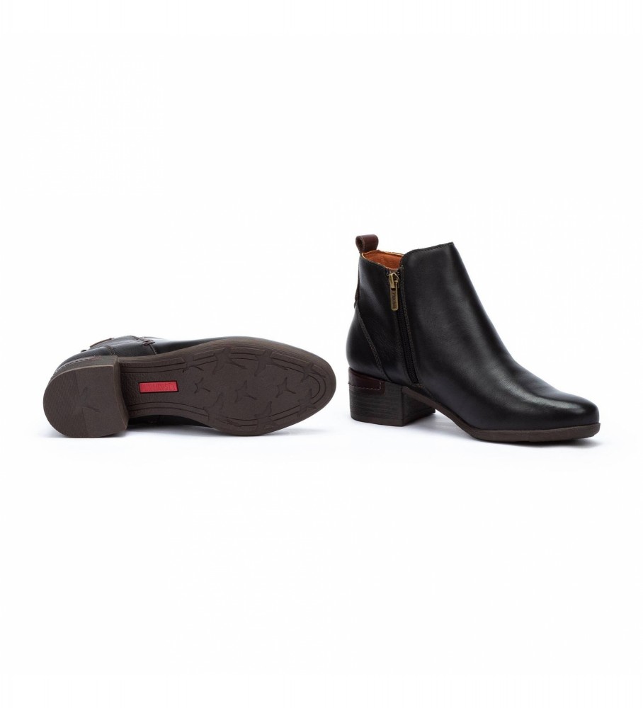 Botas de tornozelo Pikolinos Malaga em couro preto