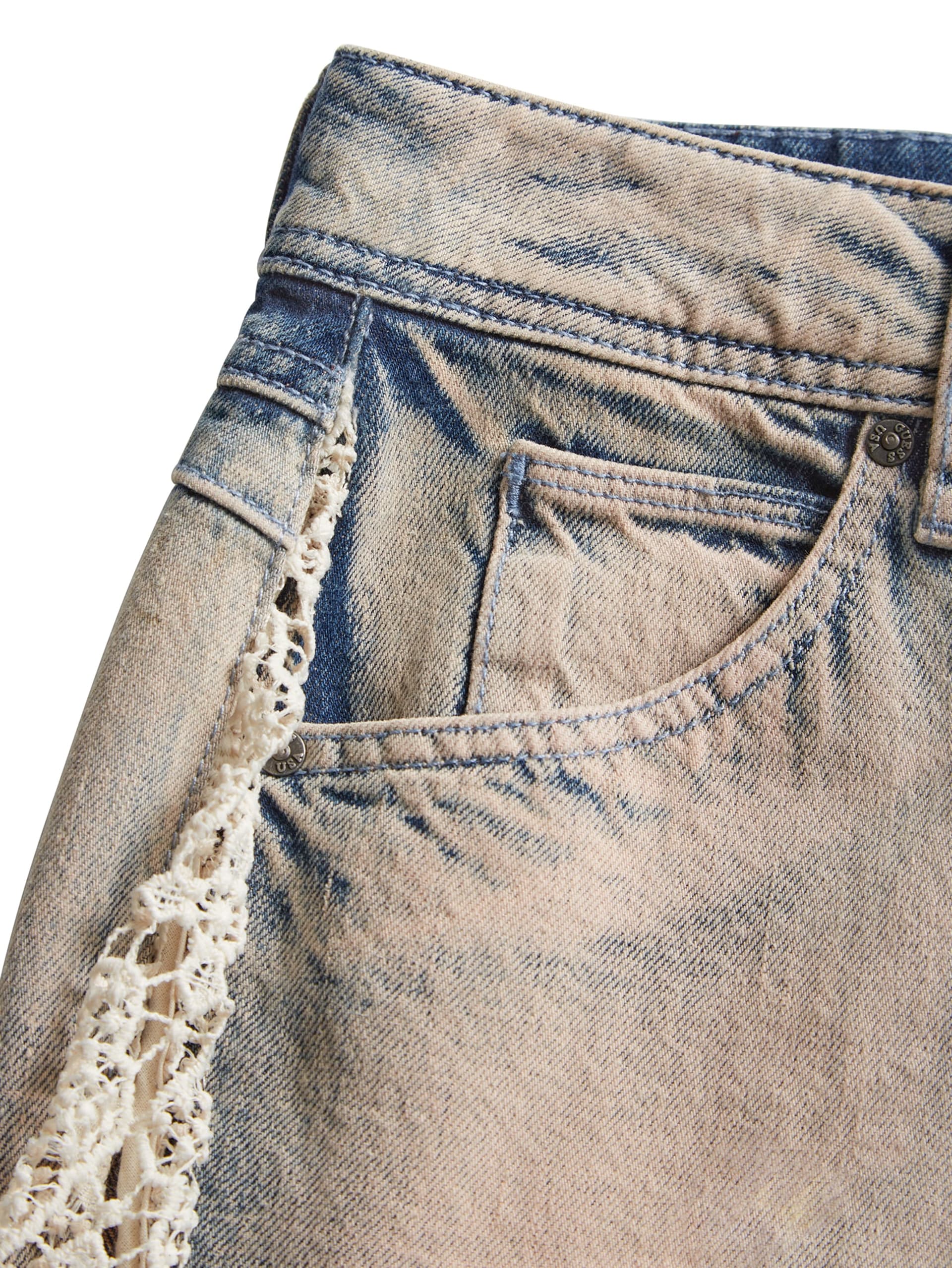 calças flare de jeans com renda