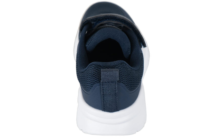 HUMMEL ACTUS TR BREATHER JR SKO I MØRKEBLÅT TEKSTIL