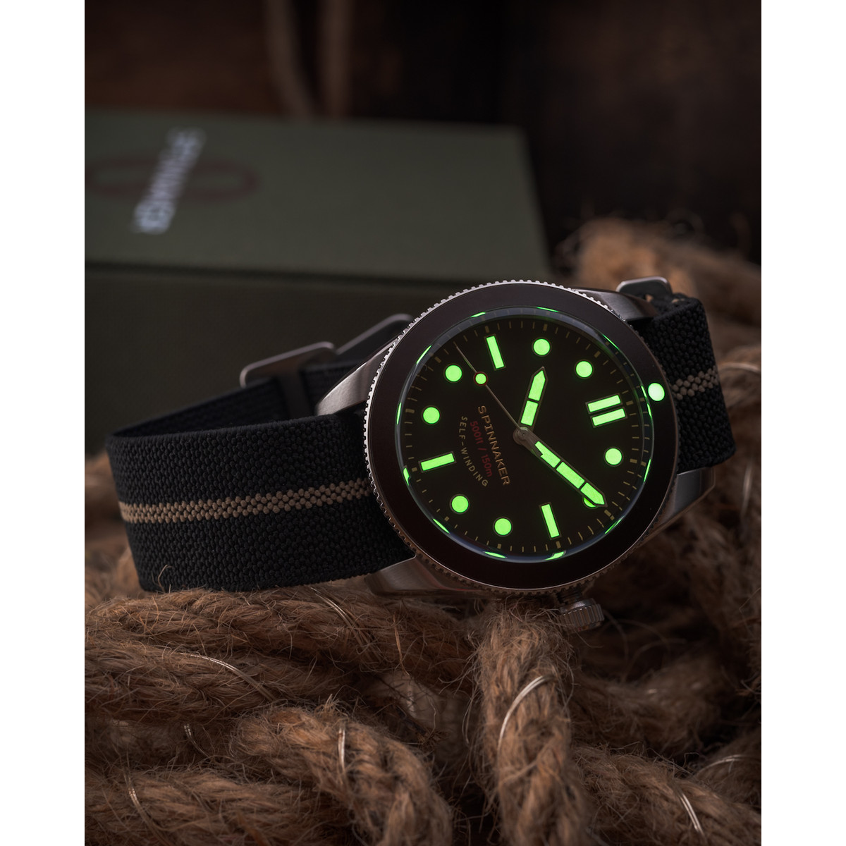 Montre coffret Spinnaker Croft homme automatique bracelet acier et nylon