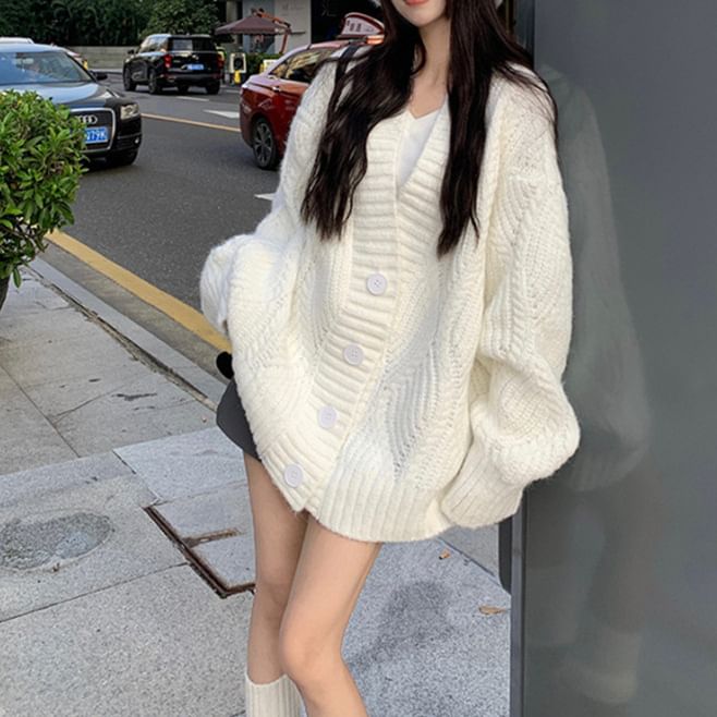 Adoree - V-hals effen oversized vest met knoopjes