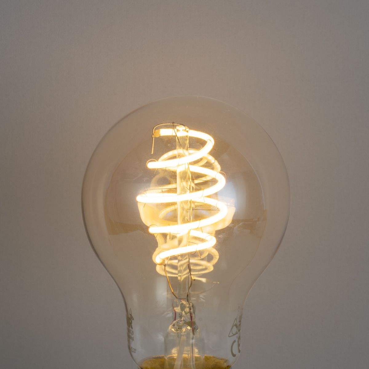 Smart hanglamp zwart met amber glas incl. Wifi A60 - Bizle