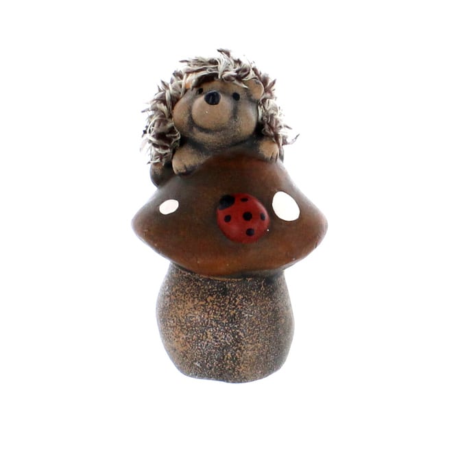 Igel mit Fell - auf Pilz - aus Keramik - ca. 8 x 7,5 x 12 cm