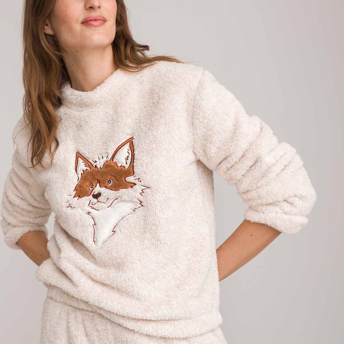 SO'HOME<br>Pijama de sherpa, bordado
