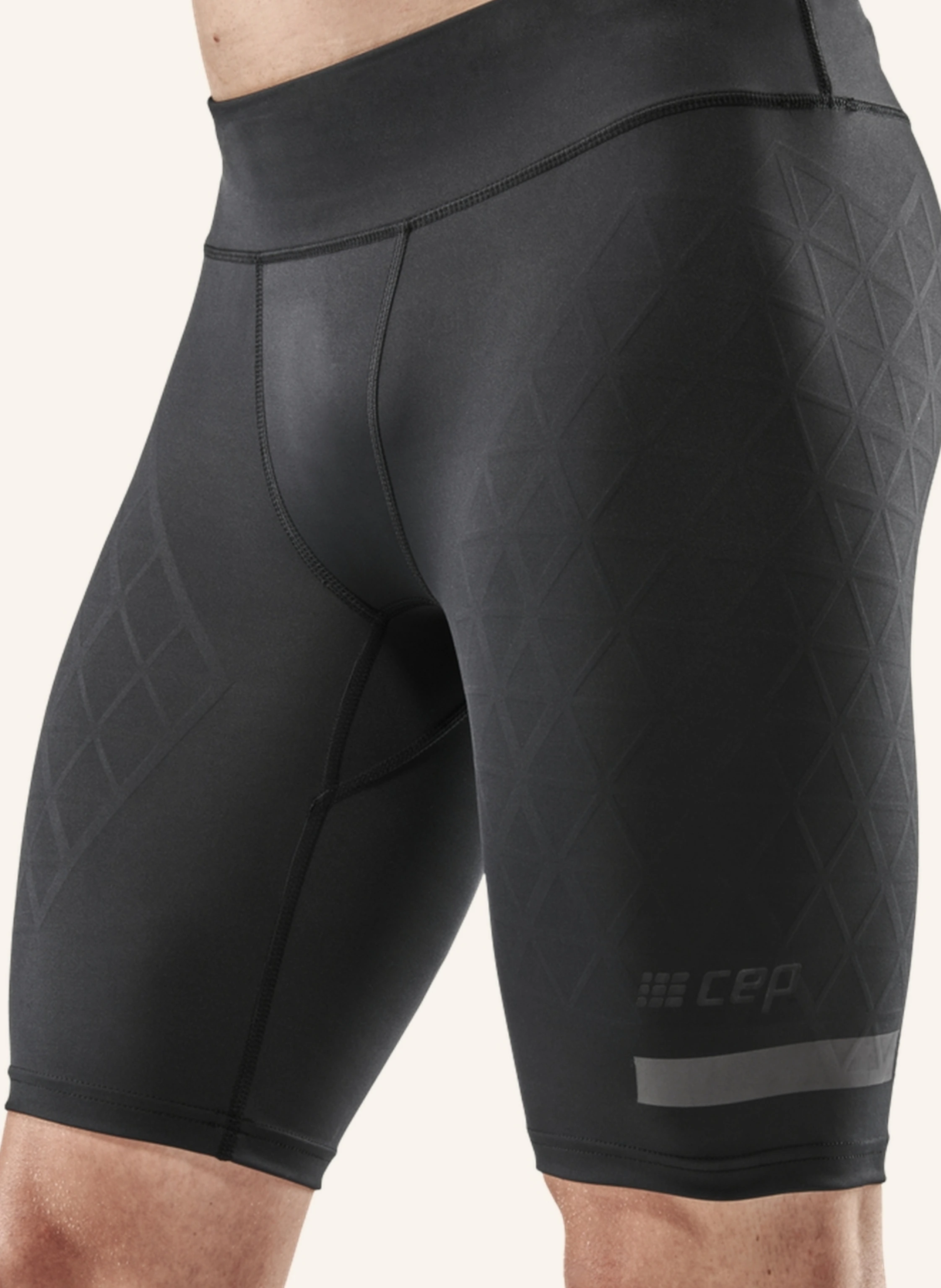 cep Laufshorts THE RUN mit Kompression