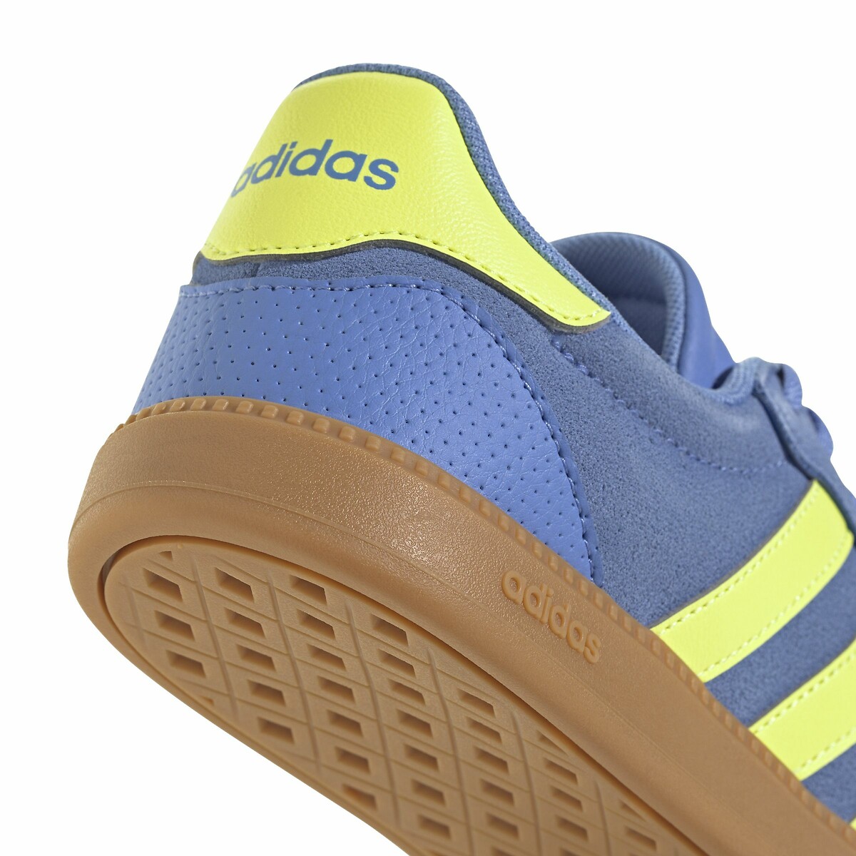 ADIDAS ROUPAS ESPORTIVAS<br>Tênis Breaknet Camurça Elegante