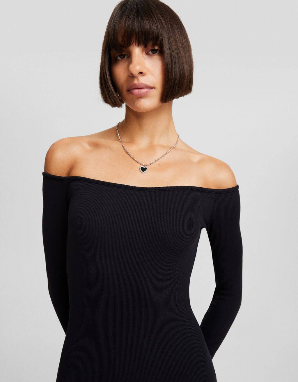 Vestido longo com mangas compridas